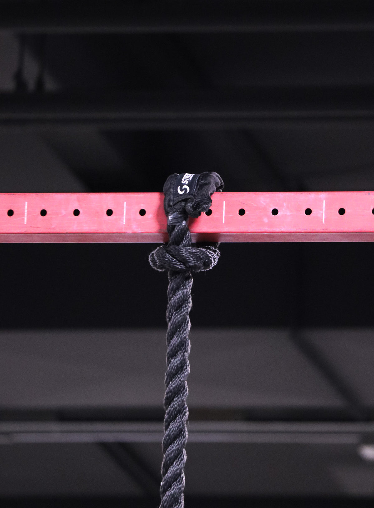 R Rope Climbing Rope